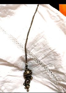 Combo Of Traditional Gujrati Bangles And Mangtika.