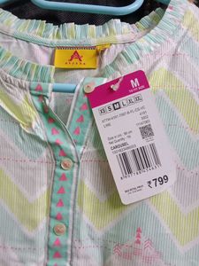 Stylish Lime Green Kurta Ateesa Brand M Size