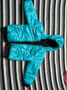 Kids&#39; Blue Puffer Jacket 4 to 6 yrs old
