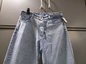 305. Straight Jeans For Women