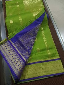 Green kanjivaram Silk Saree dark blue border &amp; zar