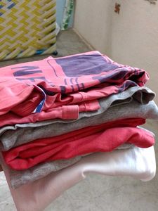 Mixed Lot of Graphic T-Shirts