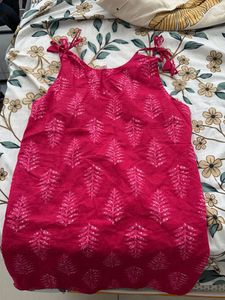 Amazimg pink kurti with tie ups