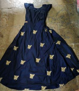 Elegant Navy Blue Ethnic Gown
