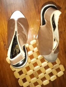 Elegant Heels Golden Brown