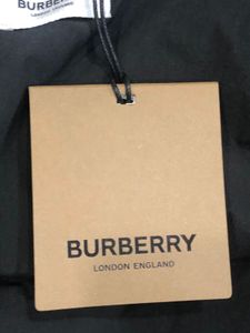 Brand New Burberry Puffer Jacket XXL