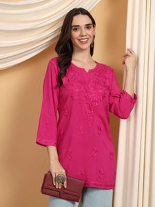 Short Chikankari kurti