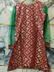 Banarasi Elegant Embroidered Kurta