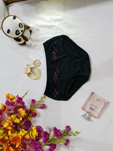 🇭🇲💫Black Colour Beautiful Penty