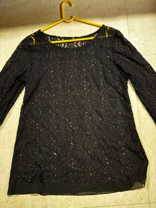 Elegant Black Lace Top🖤