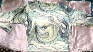 Trendy Marble Print Top