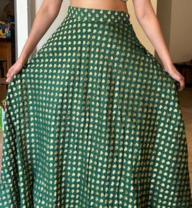 Elegant Green & Gold Ballerina-Style Lehenga