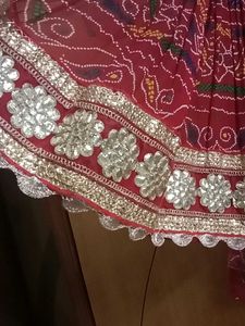 Chunari (0dhna)