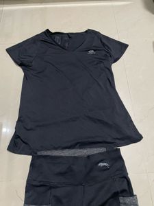 Set Of Active Wear Tights And Tshirt