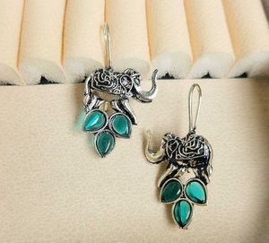 Royal Emerald Earring