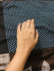 Giva V Shaped Ring