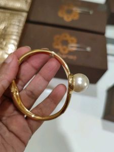 Pearl Bracelet