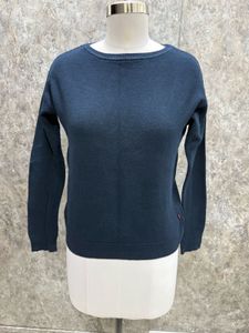 Levi’s Blue Top