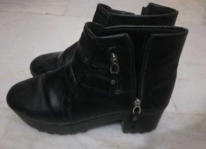 Black Ankle Boots 40