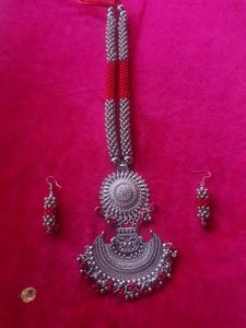 necklace with earings
