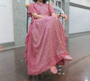 Beautiful Design Nd Pattern Sequence Gown❤