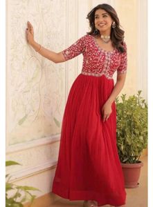 Red Partywear Gown❤️