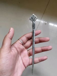 Kollam Metal Bun Stick