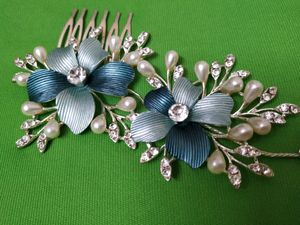Blue Coloured Hair Assessieries with Pearls an
