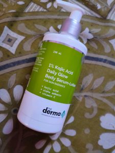 1 Percent Kojic Acid Daily Glow Body Serum Lotion.