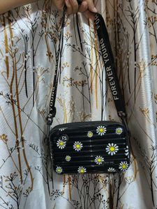 Trendy Sling Bag / Clutch 👝