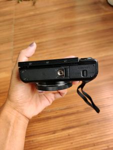 Canon G7x Mark ii vlogging camera