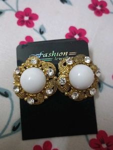 Earring
