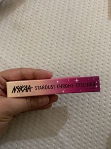NYKAA Stardust Chrome Eyeliner