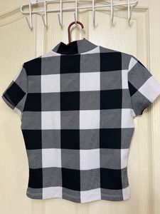SHEIN Black And White Plaid Short Sleeve Top With High Neck Size S