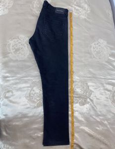 No Fuss Black Color Jeans