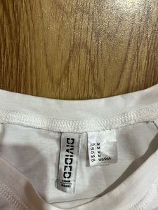 H&amp;M Cropped T-shirt