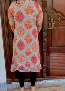 Elegant Grey &amp; Red Printed Kurta