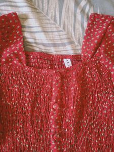 Women Red Tops