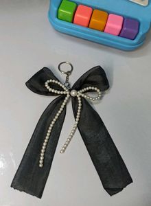 Aestgetic bow keychain