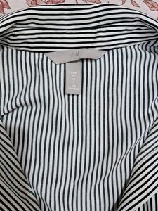H&amp;M Striped Button-Down Shirt Size EU 36
