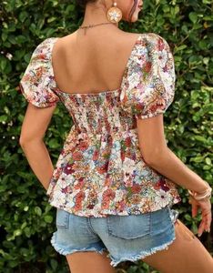 Floral Puff Sleeve Top