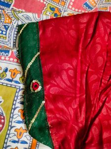 Maroon &amp; Dark Green Kurti Set