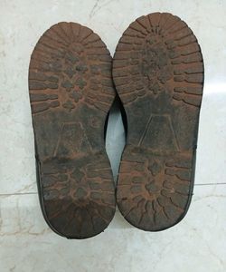 BLACK LEATHER FORMAL SHOES