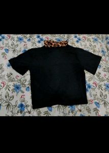 Black Top with Leopard Collar