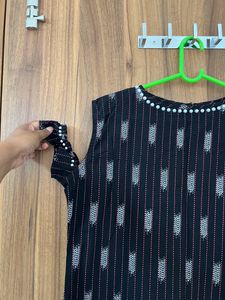 Black Kurta With Pearl Sleeve And Neck Design