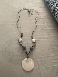 Boho Chic Shell Pendant Necklace