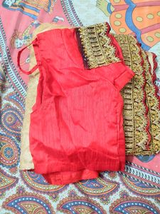 Heavy Golden Saree With Wide Border And Stitched Blouse Free