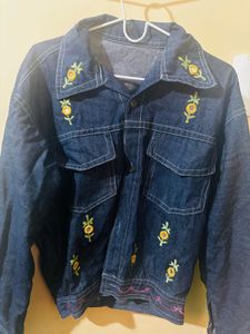 ₹190 Embroidered Denim Jacket - XL