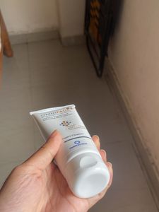 OMNIFADE Face wash