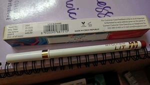 MyGlamm LIT Matte Lipliner Pencil
